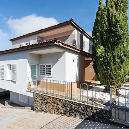 Home2book Luxury Вилла Тегесте