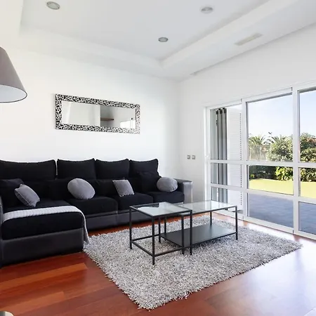 Home2book Luxury Villa *