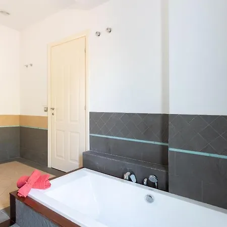 Villa Home2book Luxury *